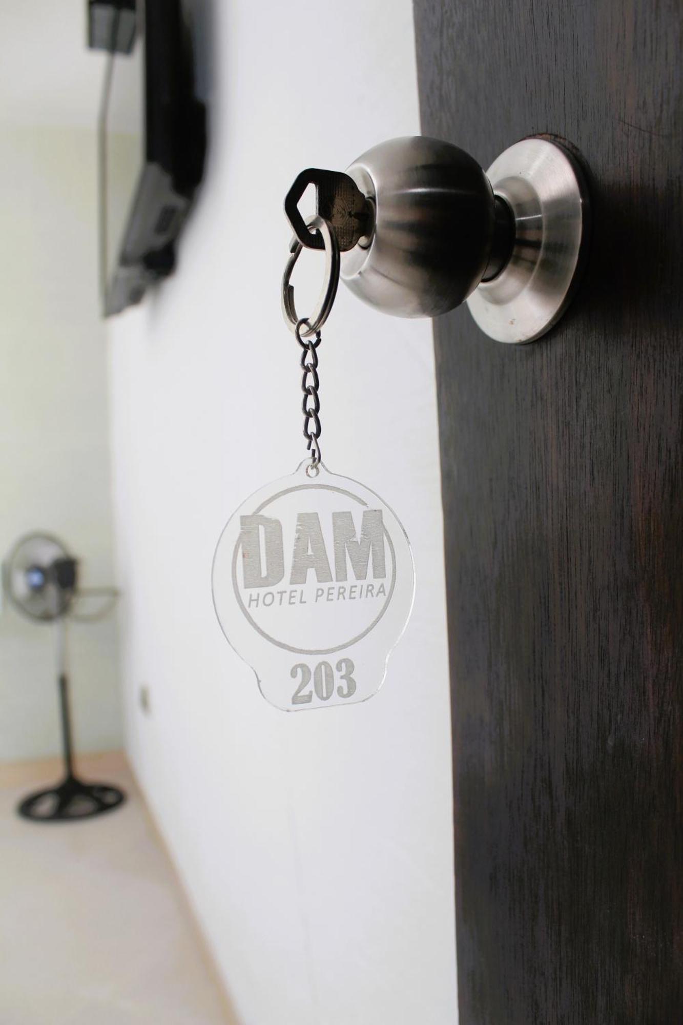 Dam Hotel Pereira Exterior photo