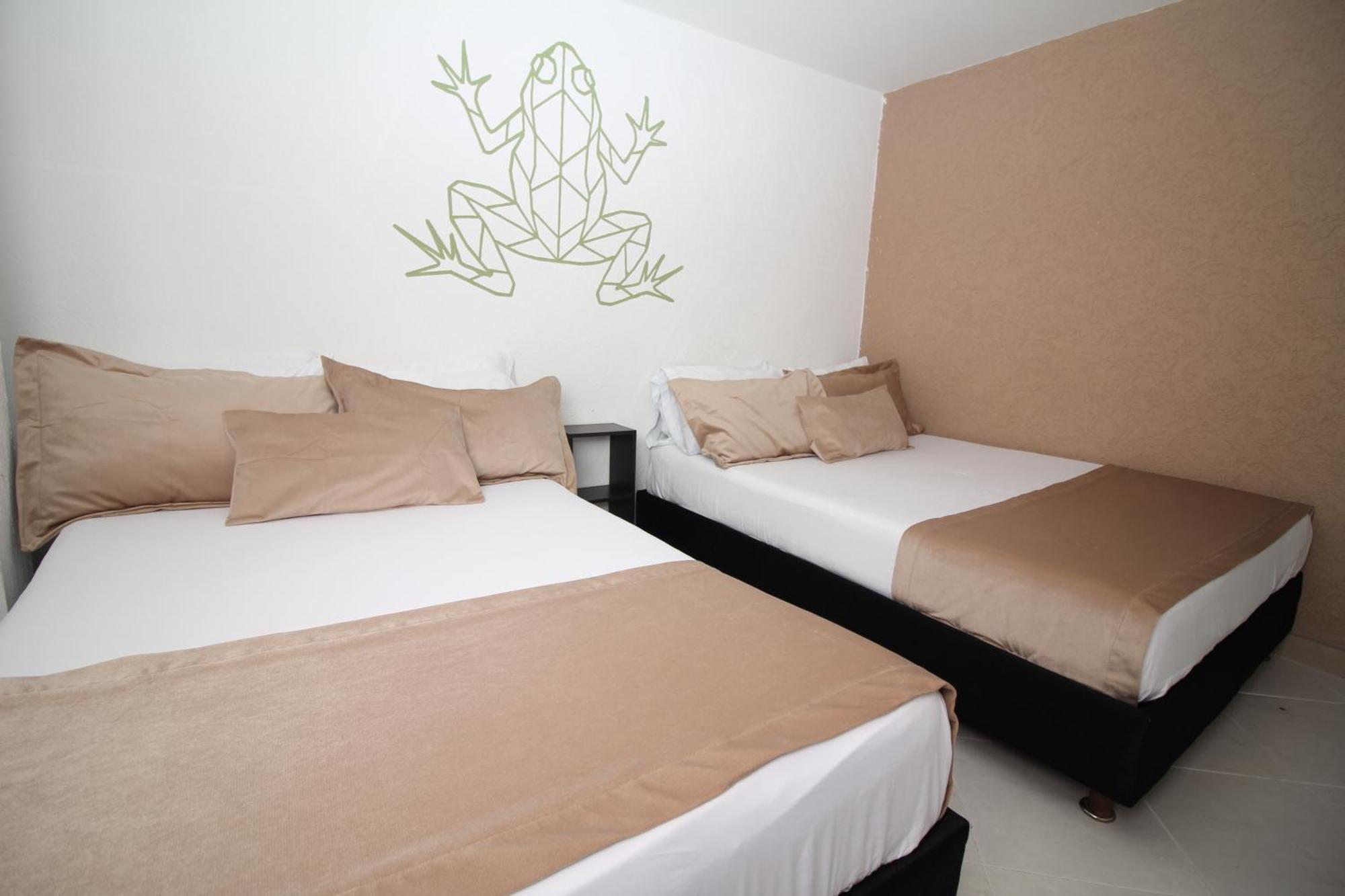 Dam Hotel Pereira Exterior photo