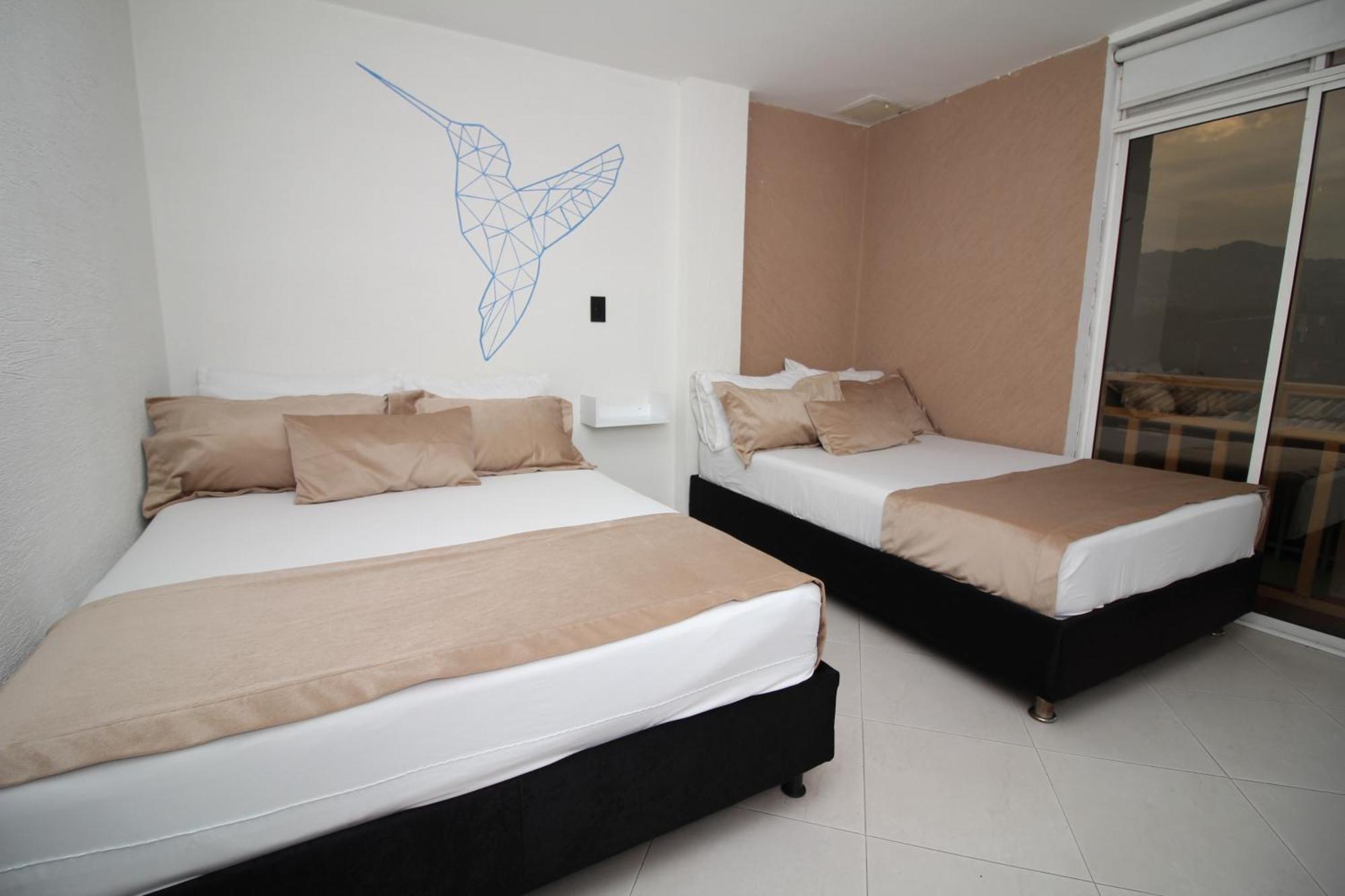 Dam Hotel Pereira Exterior photo