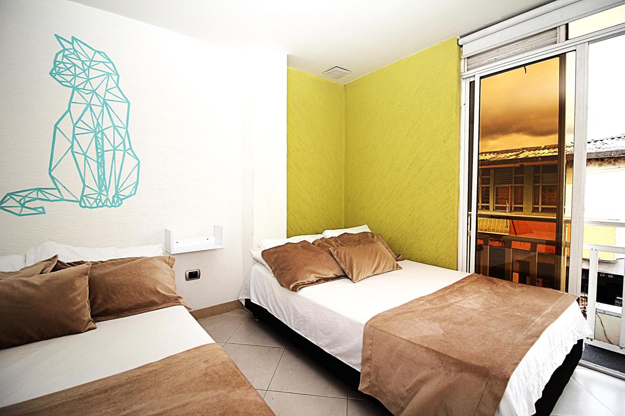 Dam Hotel Pereira Exterior photo