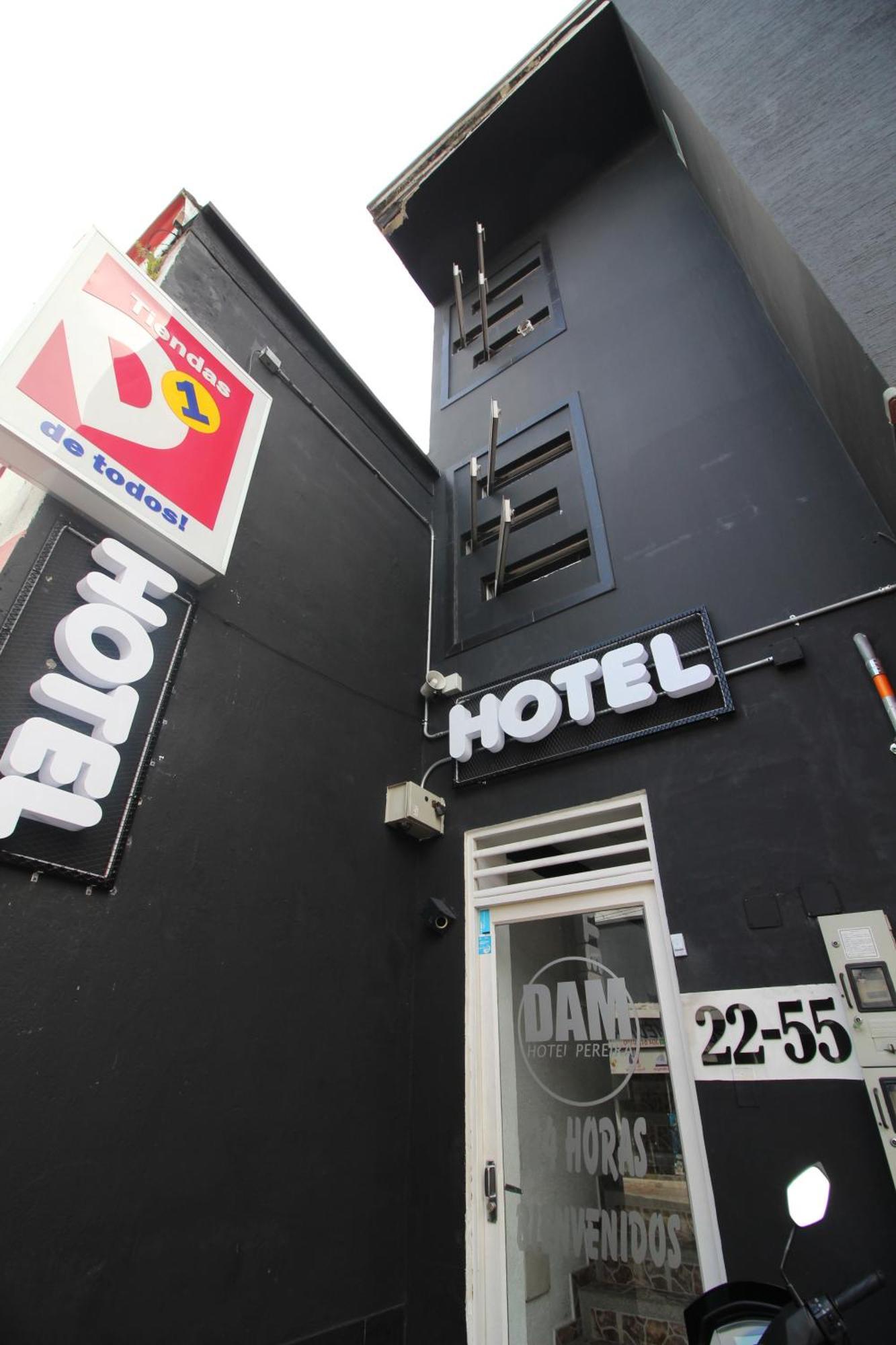 Dam Hotel Pereira Exterior photo