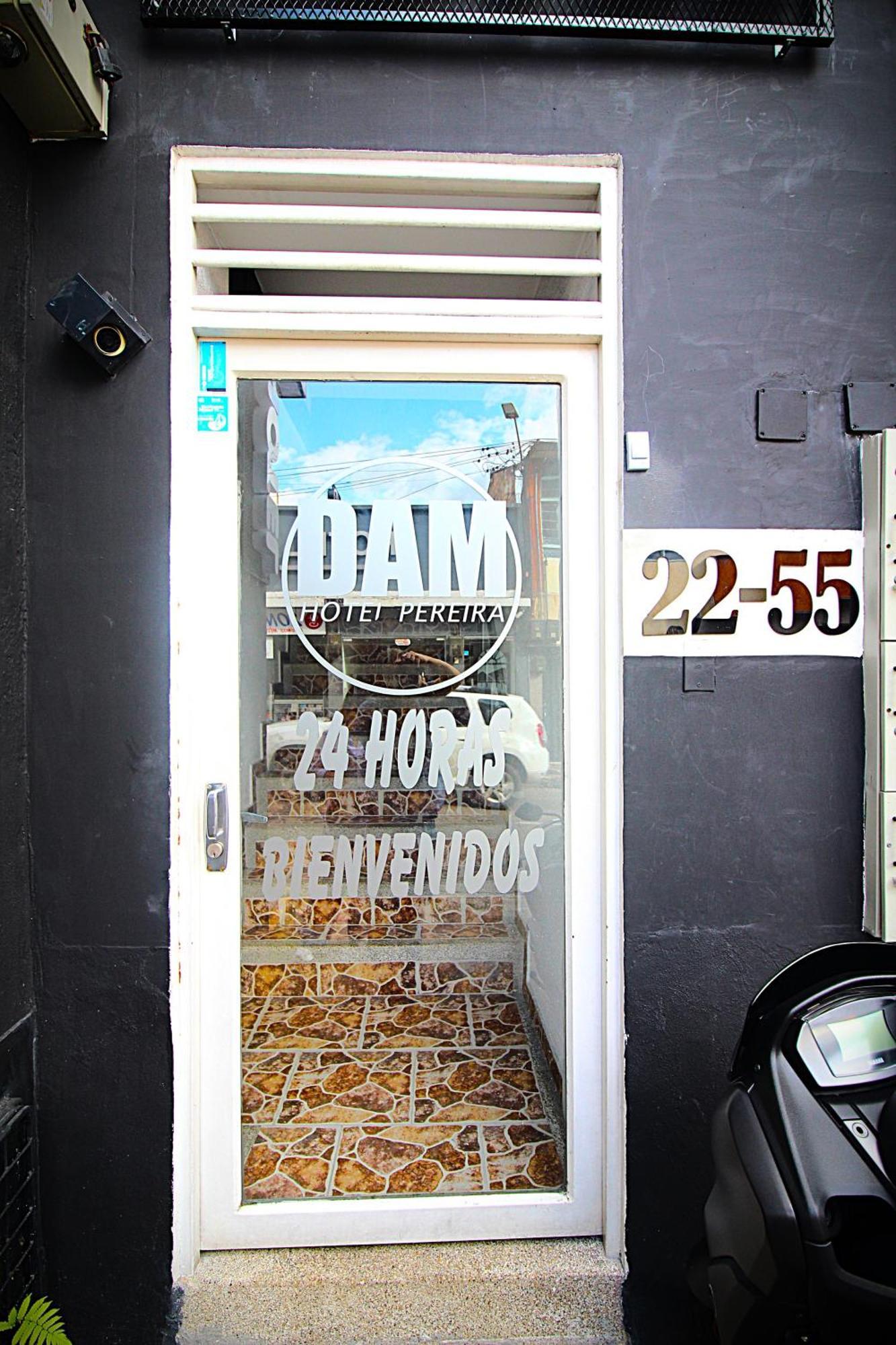 Dam Hotel Pereira Exterior photo