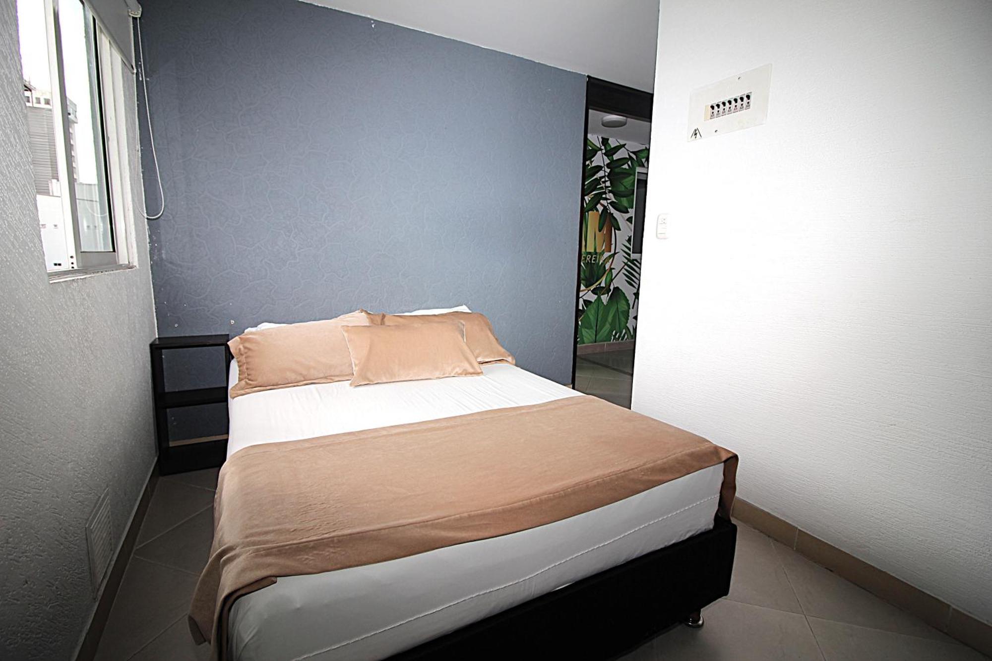 Dam Hotel Pereira Exterior photo
