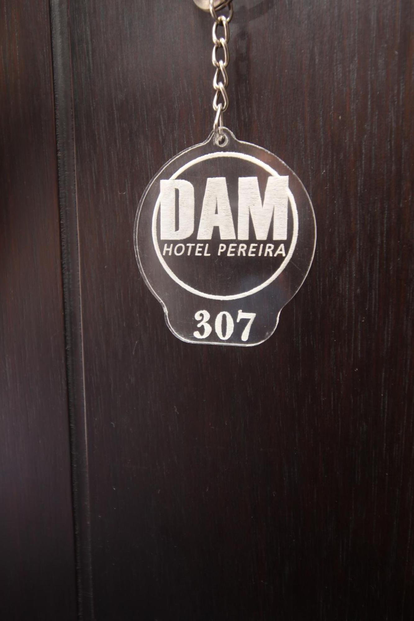 Dam Hotel Pereira Exterior photo